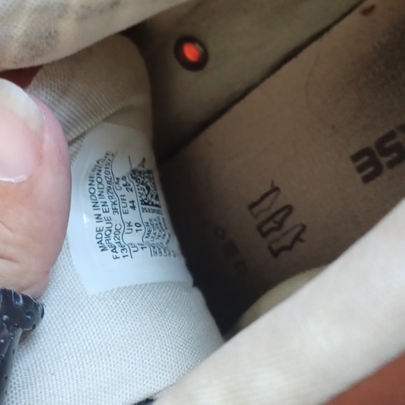 Chuck Taylor All Star Street Mid 'Pinecone’ Leather Sneakers Size 10 MSRP $160 - Picture 6 of 8